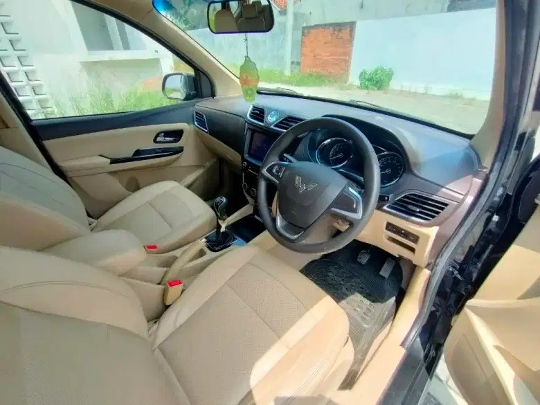 2017 Wuling Confero S 1.5C Lux MT 2017 Wuling Confero S 1.5C Lux MT