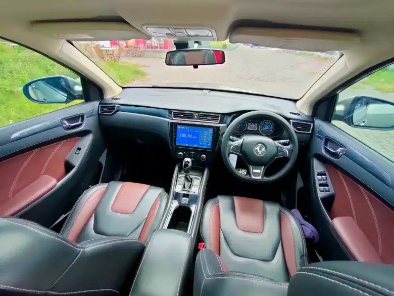 2018 DFSK Glory 580 1.5T LUXURY CVT 2018 DFSK Glory 580 1.5T LUXURY CVT