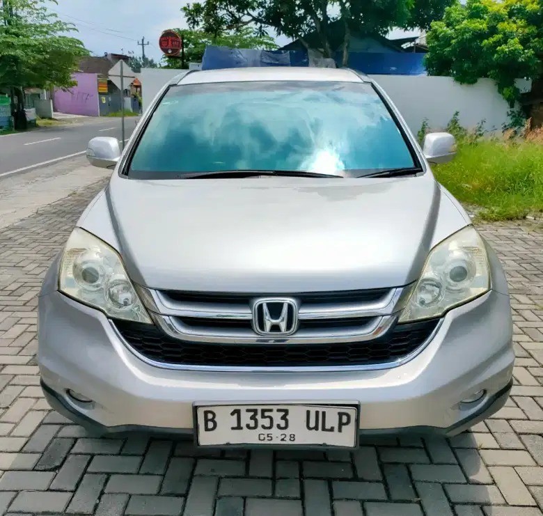 2011 Honda CR-V  RE1 2WD 2.0L AT CKD Bekas 2011 Honda CR-V  RE1 2WD 2.0L AT CKD Bekas