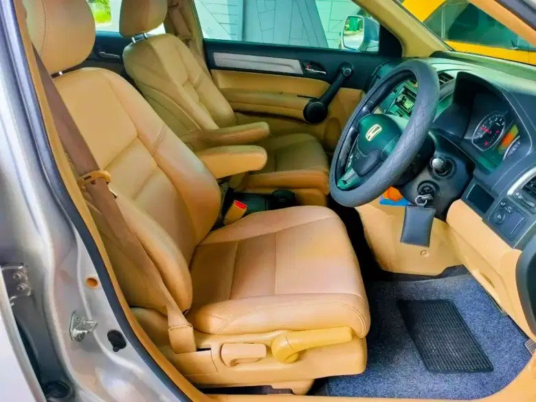 2011 Honda CR-V  RE1 2WD 2.0L AT CKD 2011 Honda CR-V  RE1 2WD 2.0L AT CKD