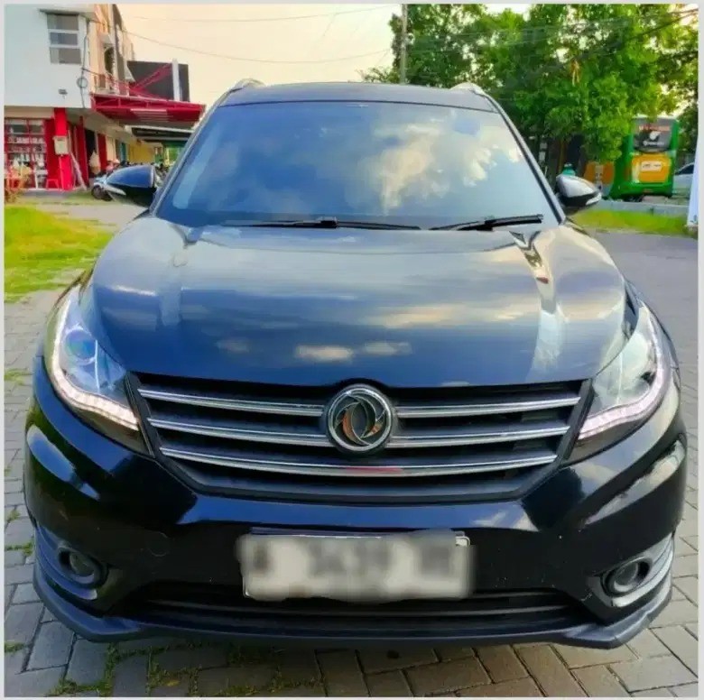 2018 DFSK Glory 580 1.5T CVT Luxury Bekas 2018 DFSK Glory 580 1.5T CVT Luxury Bekas