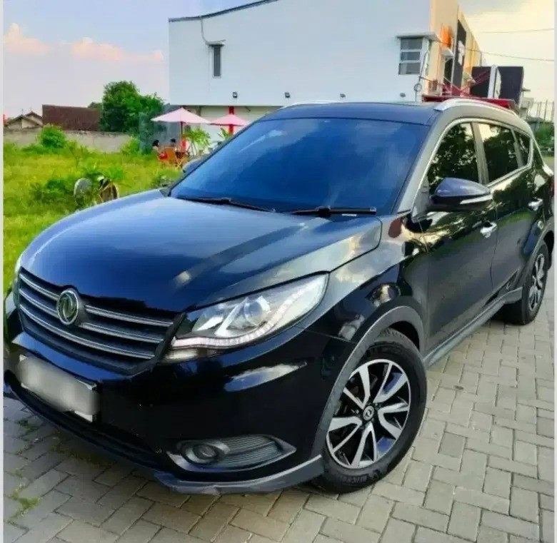 2018 DFSK Glory 580 1.5T CVT Luxury 2018 DFSK Glory 580 1.5T CVT Luxury