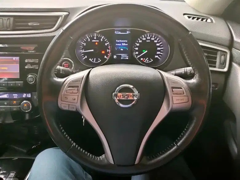 2016 Nissan X Trail 2.5L CVT AT 2016 Nissan X Trail 2.5L CVT AT