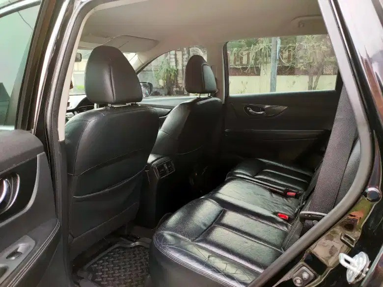 2016 Nissan X Trail 2.5L CVT AT 2016 Nissan X Trail 2.5L CVT AT