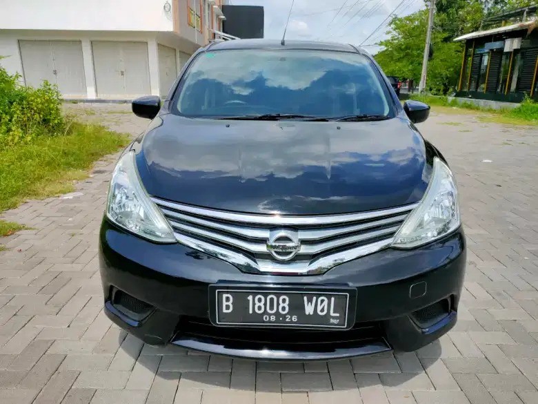 2016 Nissan Grand Livina 1.5 SV MT Bekas 2016 Nissan Grand Livina 1.5 SV MT Bekas