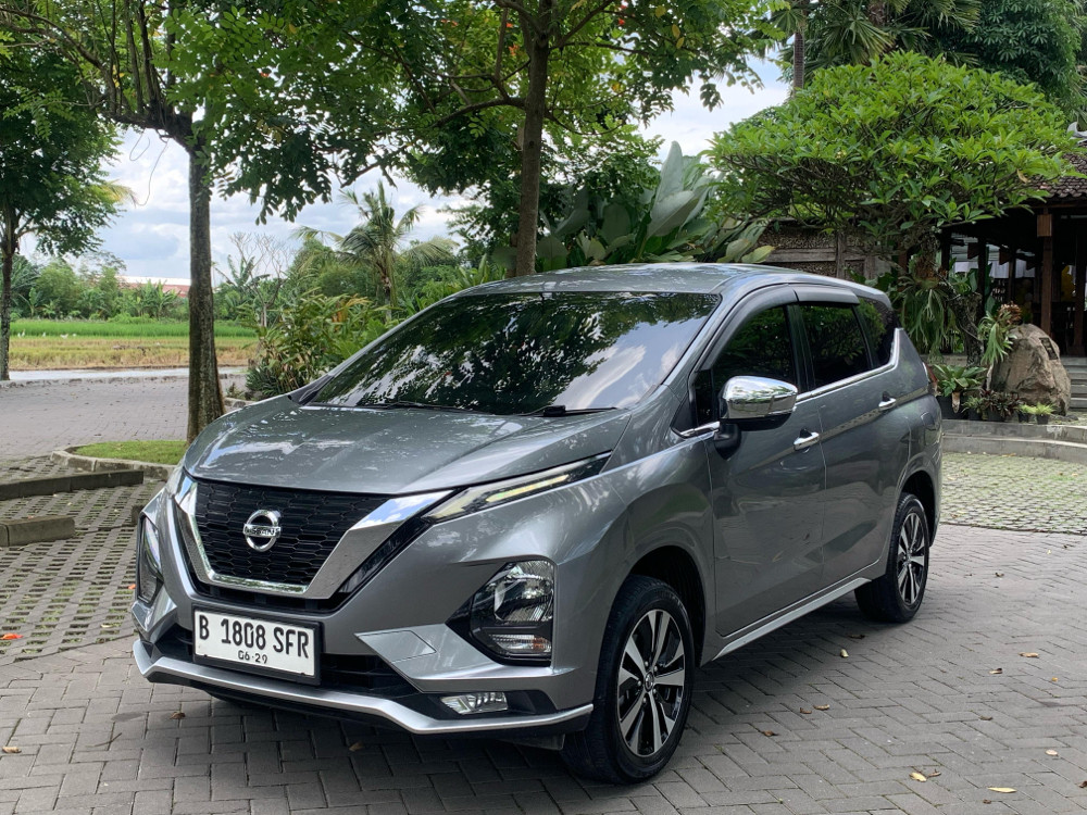 2019 Nissan Livina  VL AT 2019 Nissan Livina  VL AT
