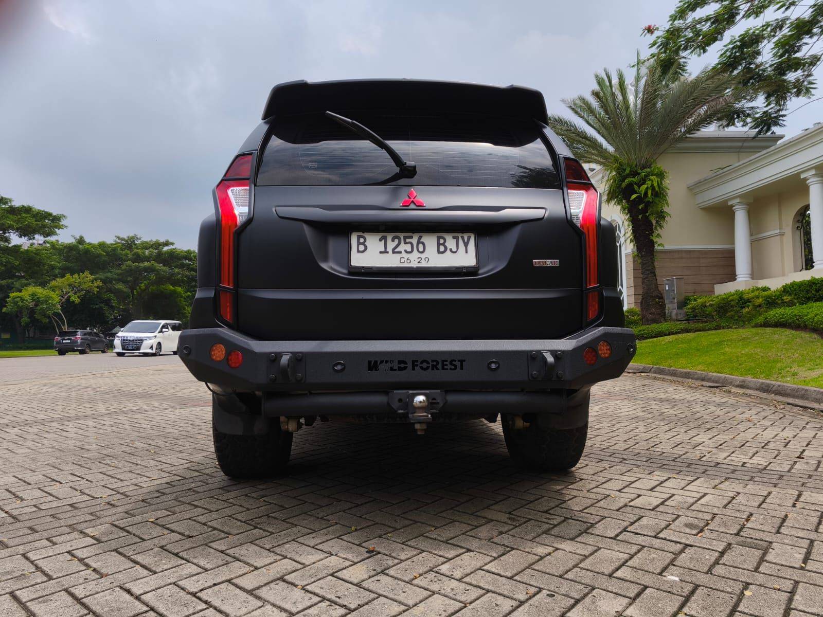 2019 Mitsubishi Pajero Sport Dakar AT 4x2 2019 Mitsubishi Pajero Sport Dakar AT 4x2