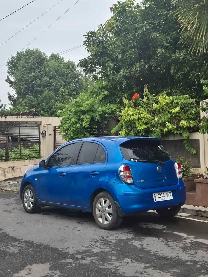 2012 Nissan March L XS 1.2 MT 2012 Nissan March L XS 1.2 MT