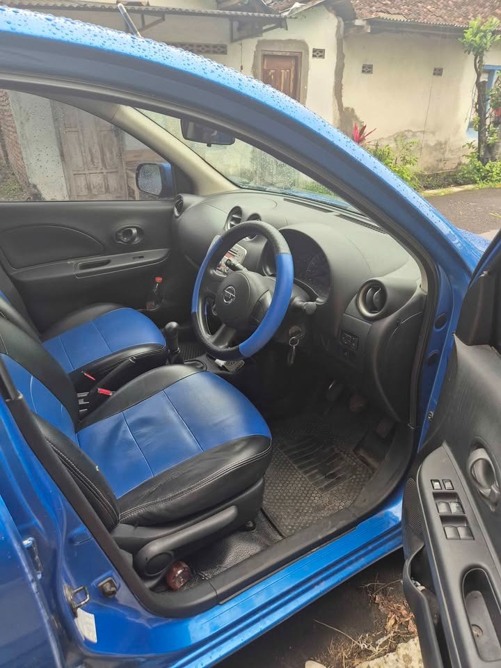 2012 Nissan March L XS 1.2 MT 2012 Nissan March L XS 1.2 MT