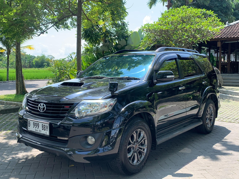2014 Toyota Fortuner  2.5L G VNT TRD Diesel AT 2014 Toyota Fortuner  2.5L G VNT TRD Diesel AT