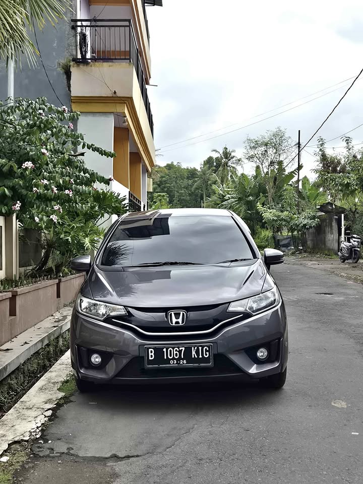 2019 Honda Jazz  S MT Bekas 2019 Honda Jazz  S MT Bekas