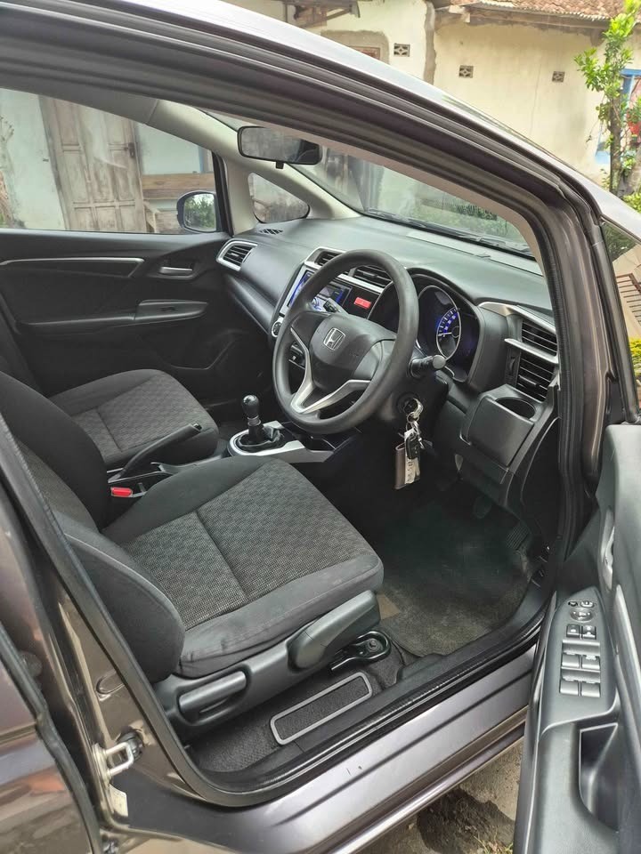 2019 Honda Jazz  S MT 2019 Honda Jazz  S MT