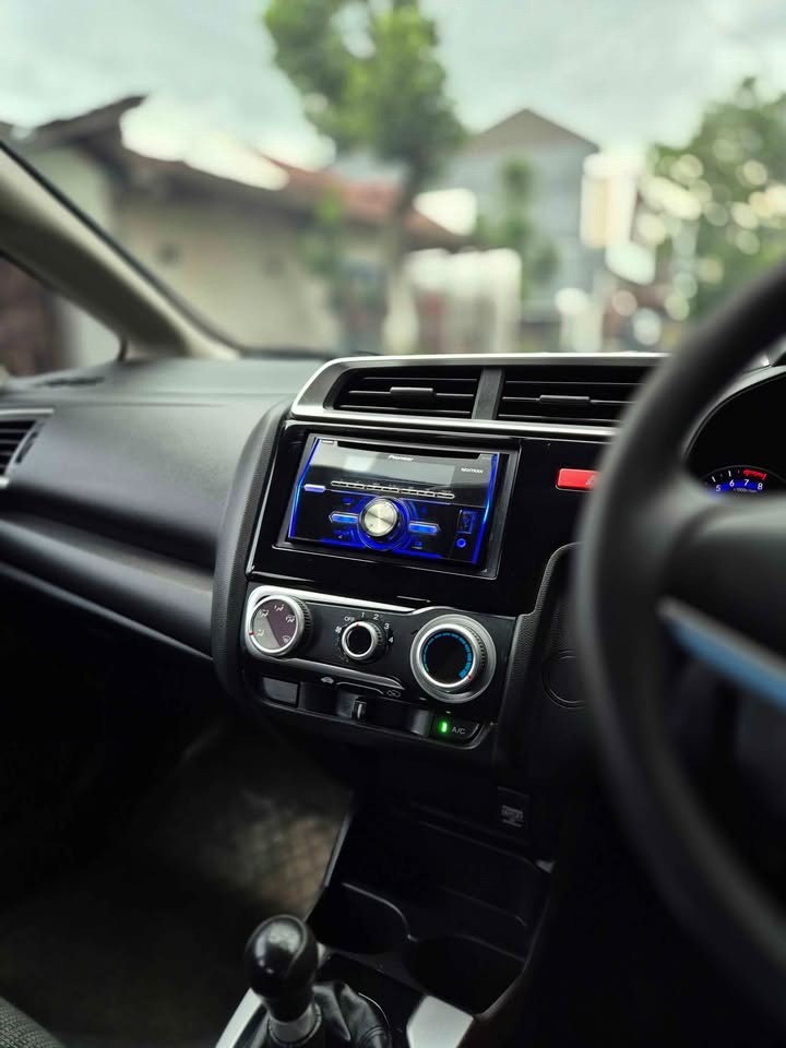 2019 Honda Jazz  S MT 2019 Honda Jazz  S MT