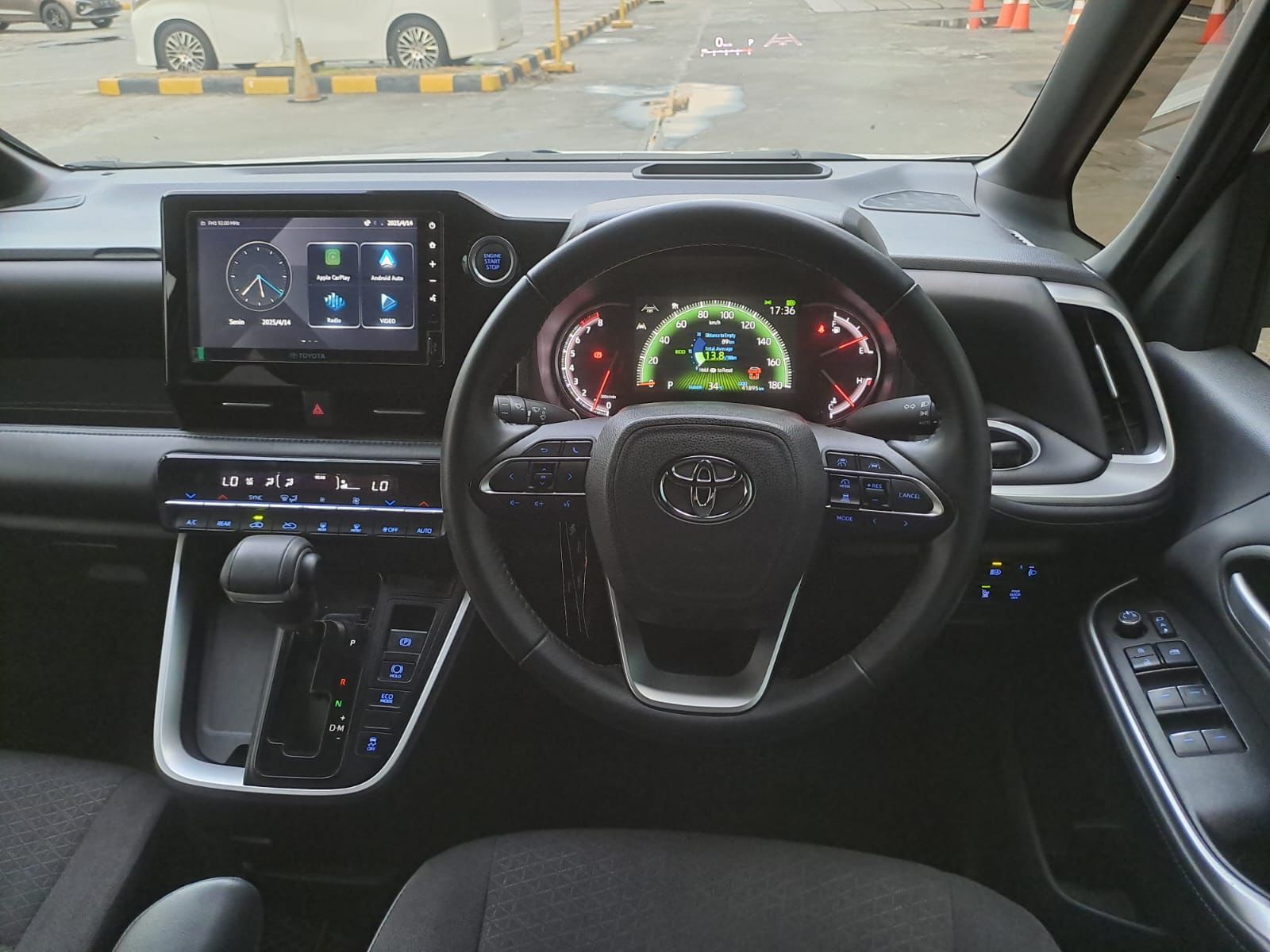 2022 Toyota Voxy 2022 Toyota Voxy