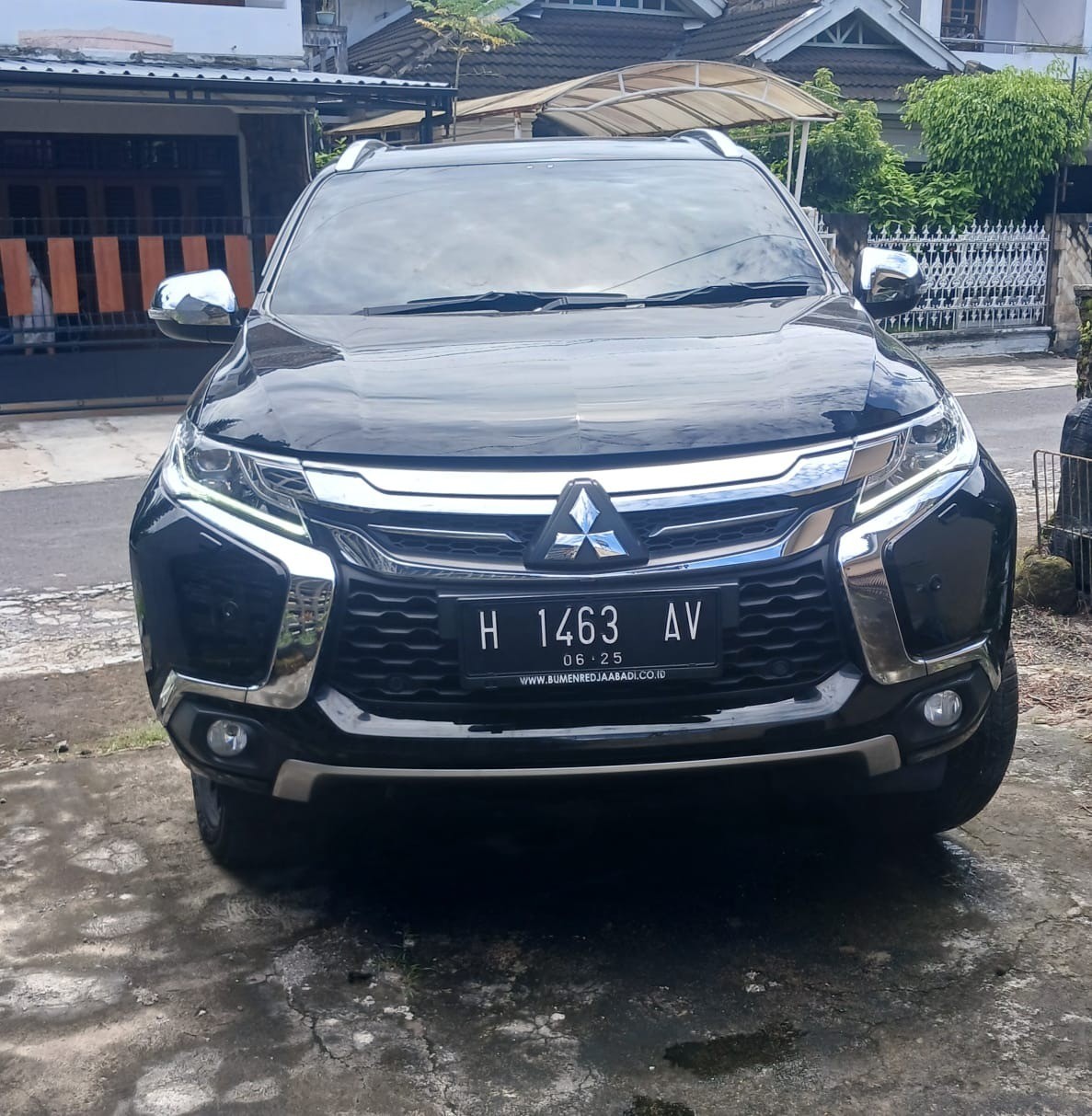 Second Hand 2019 Mitsubishi Pajero Sport Dakar AT 4x2 Second Hand 2019 Mitsubishi Pajero Sport Dakar AT 4x2