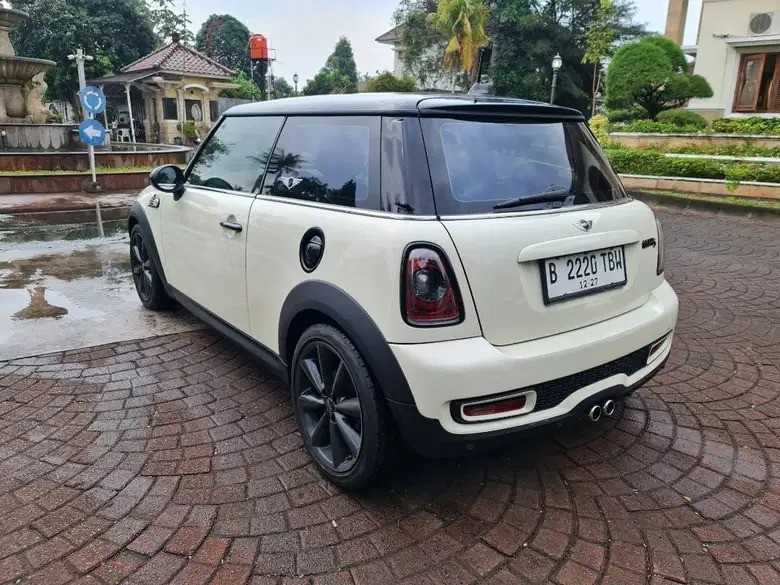 2014 MINI Cooper S Countryman 1.6 S TURBO 2014 MINI Cooper S Countryman 1.6 S TURBO