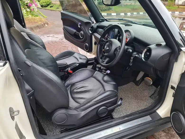 2014 MINI Cooper S Countryman 1.6 S TURBO 2014 MINI Cooper S Countryman 1.6 S TURBO