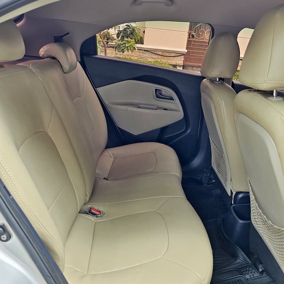 2013 Kia Rio  SE 1.4 2013 Kia Rio  SE 1.4