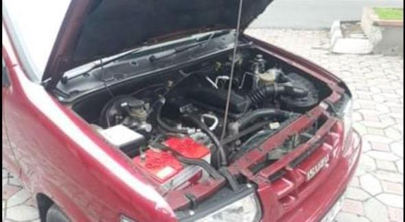 2002 Isuzu Panther LM 2.5L MT 2002 Isuzu Panther LM 2.5L MT