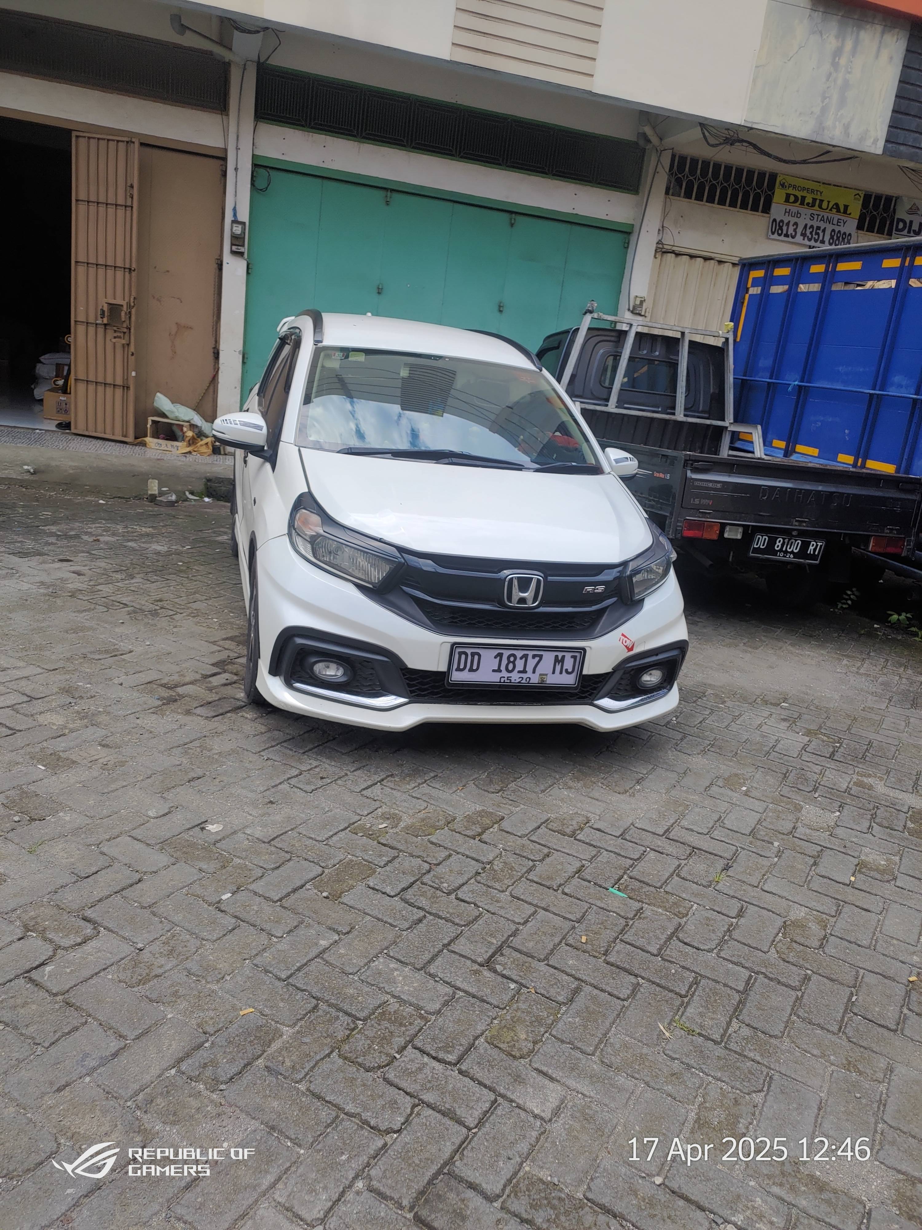 Second Hand 2019 Honda Mobilio RS 1.5L AT Second Hand 2019 Honda Mobilio RS 1.5L AT