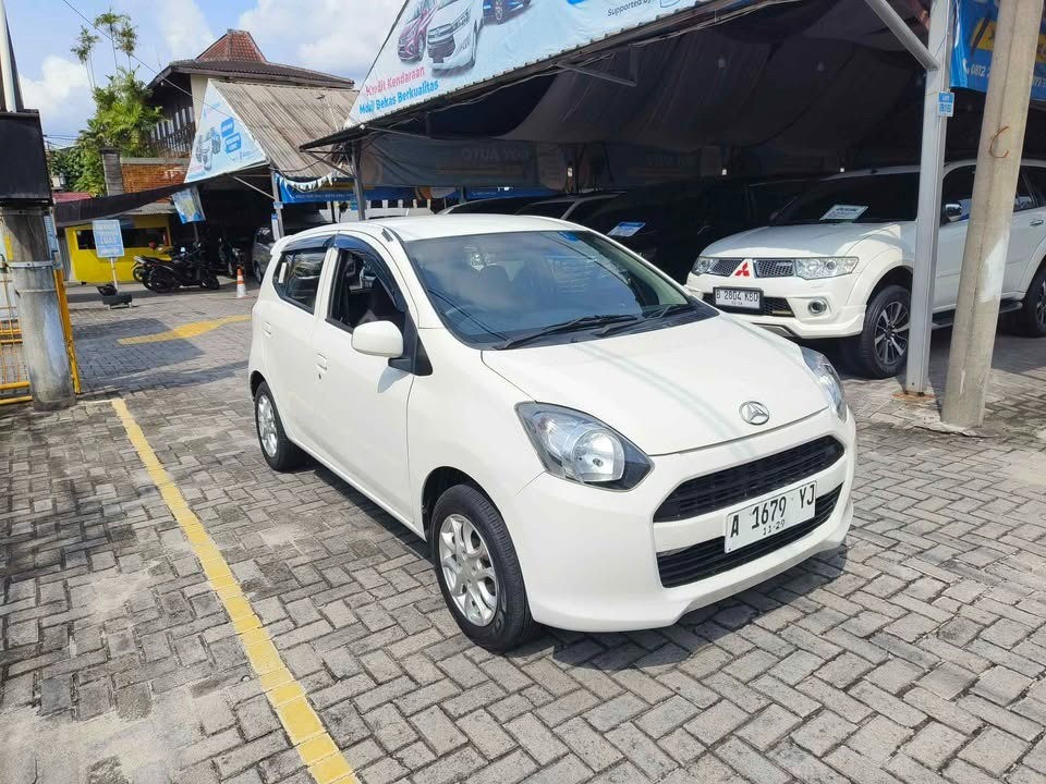 2014 Daihatsu Ayla 1.0L M MT 2014 Daihatsu Ayla 1.0L M MT
