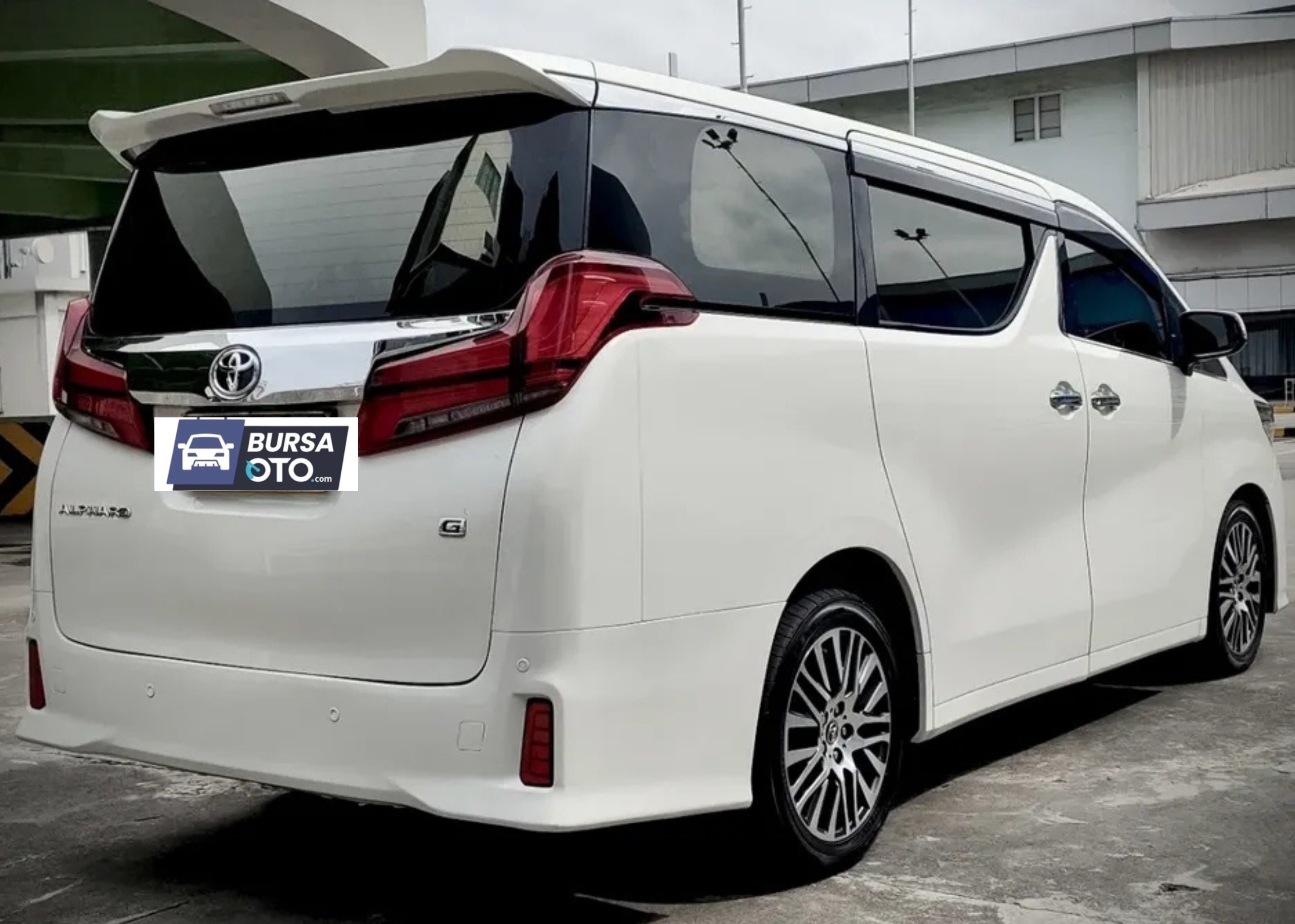 2015 Toyota Alphard  2.5 G 2015 Toyota Alphard  2.5 G
