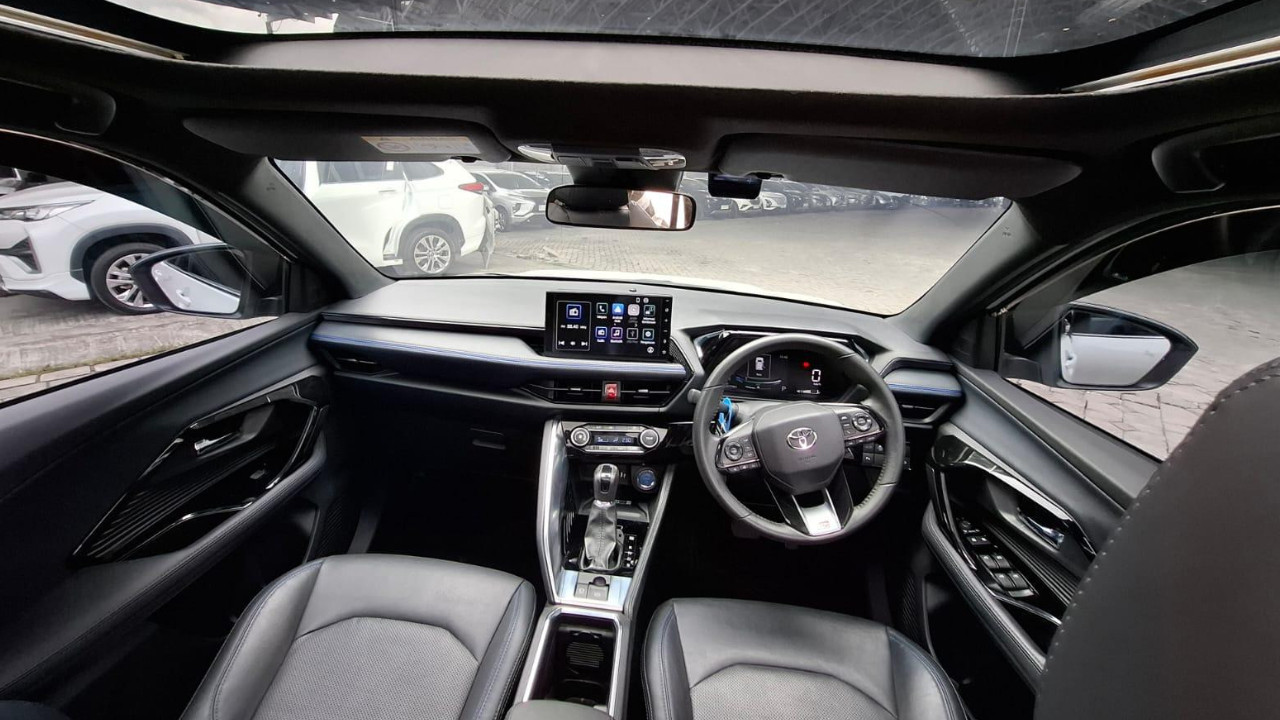 2023 Toyota Yaris Cross 1.5 S HV CVT 2023 Toyota Yaris Cross 1.5 S HV CVT