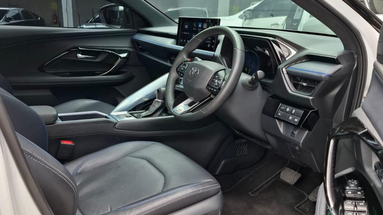 2023 Toyota Yaris Cross 1.5 S HV CVT 2023 Toyota Yaris Cross 1.5 S HV CVT