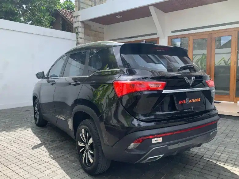 2019 Wuling Almaz Exclusive 5-Seater 2019 Wuling Almaz Exclusive 5-Seater