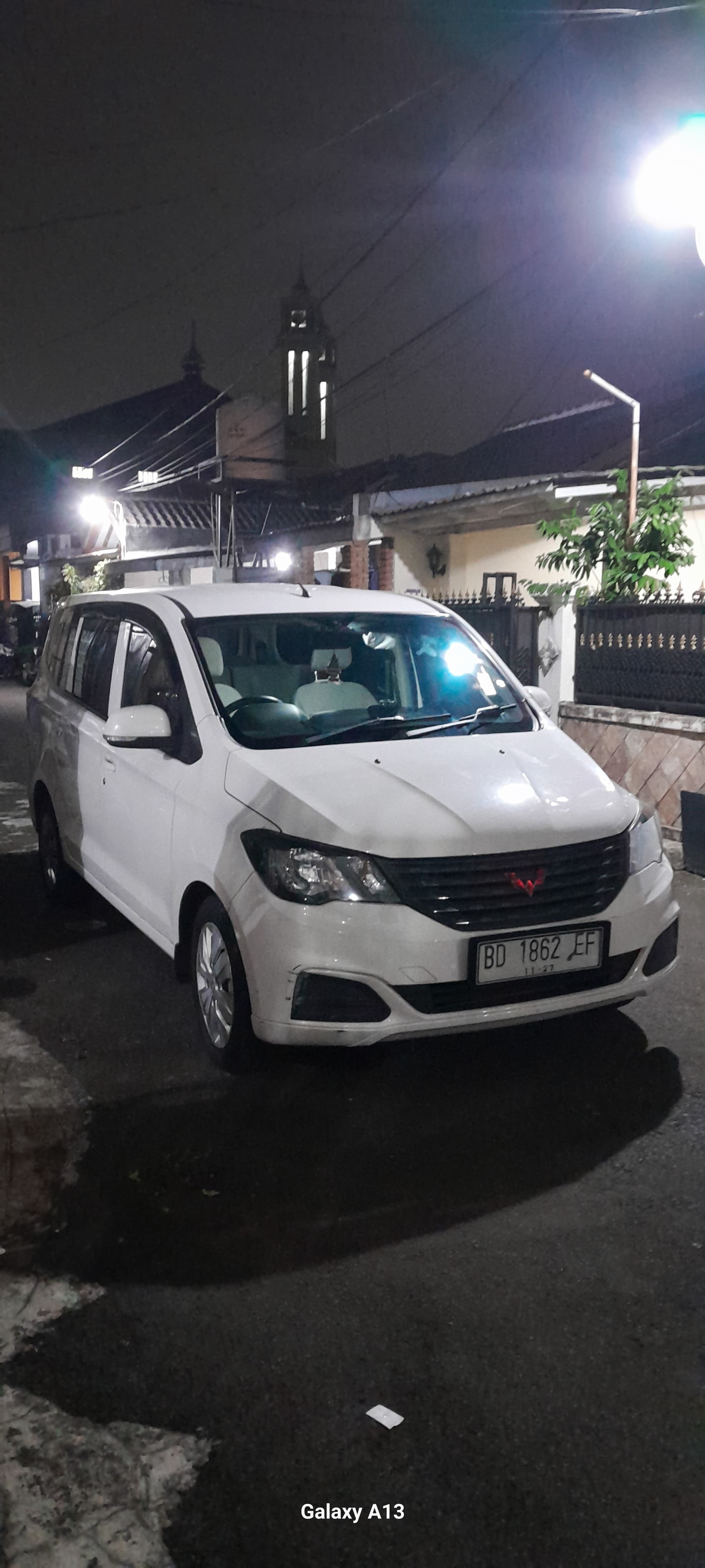 2022 Wuling Formo 1.2 Standard 8-Seat 2022 Wuling Formo 1.2 Standard 8-Seat