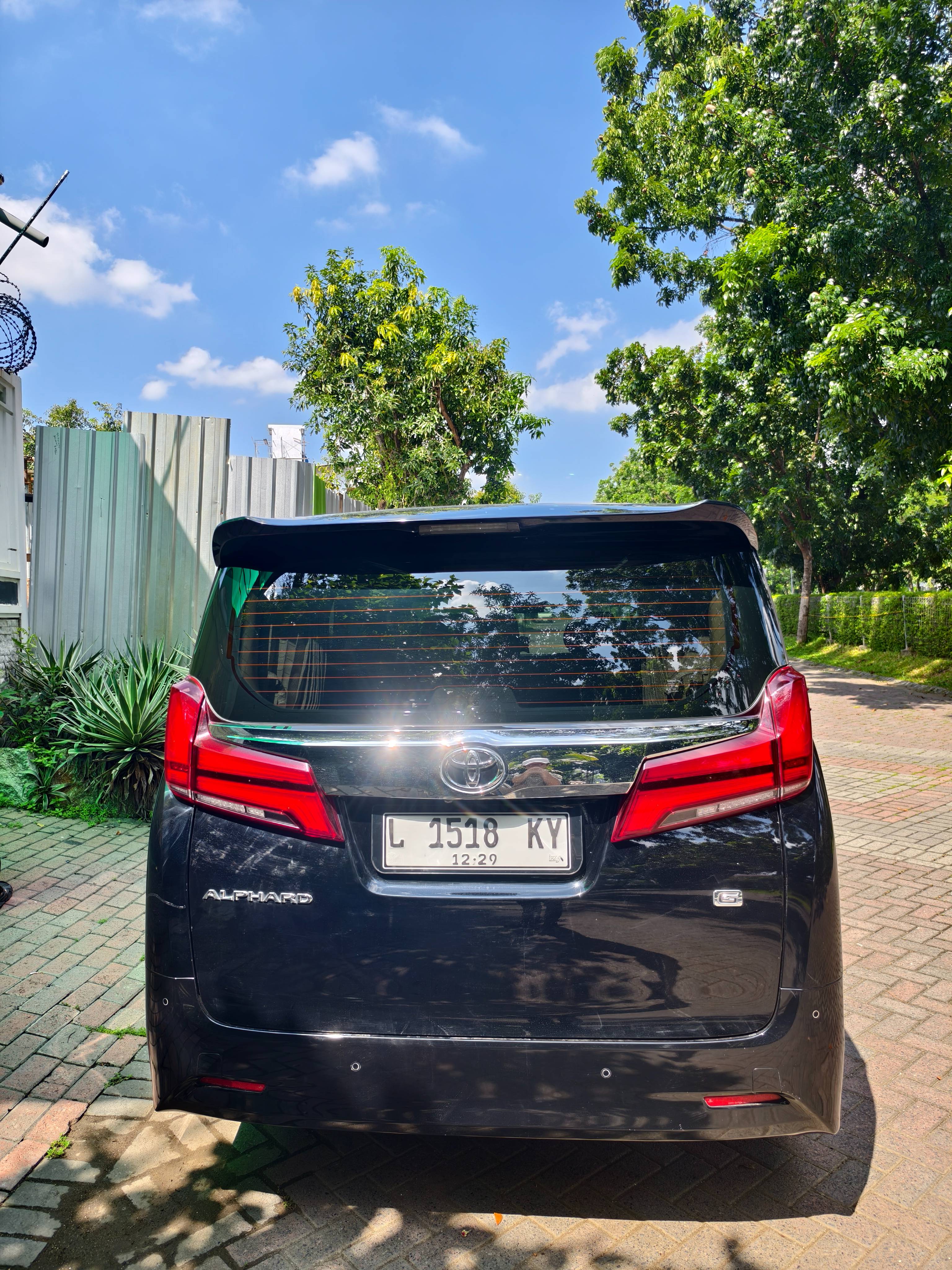 2019 Toyota Alphard  2.5 G A/T 2019 Toyota Alphard  2.5 G A/T