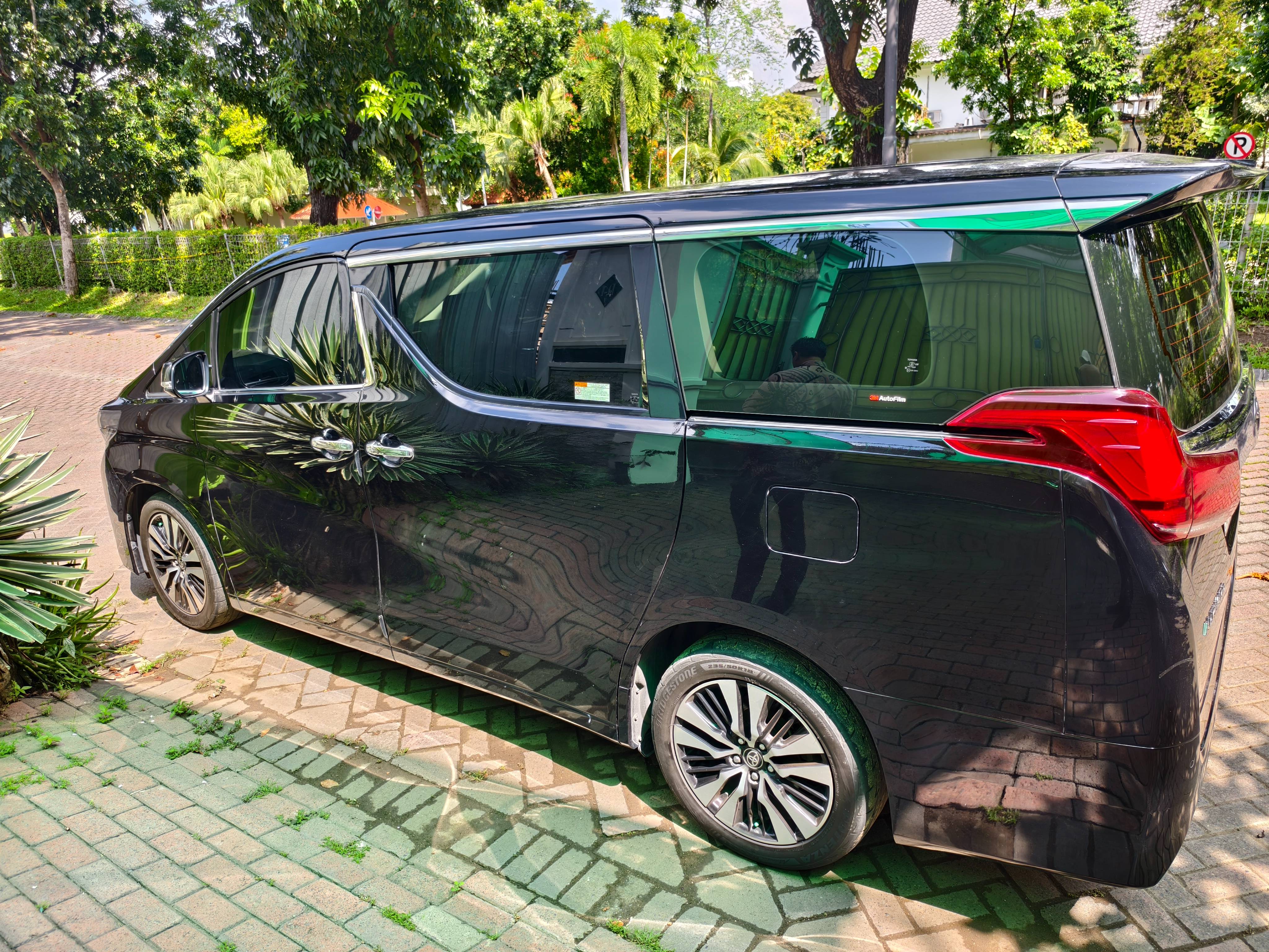 2019 Toyota Alphard  2.5 G A/T 2019 Toyota Alphard  2.5 G A/T