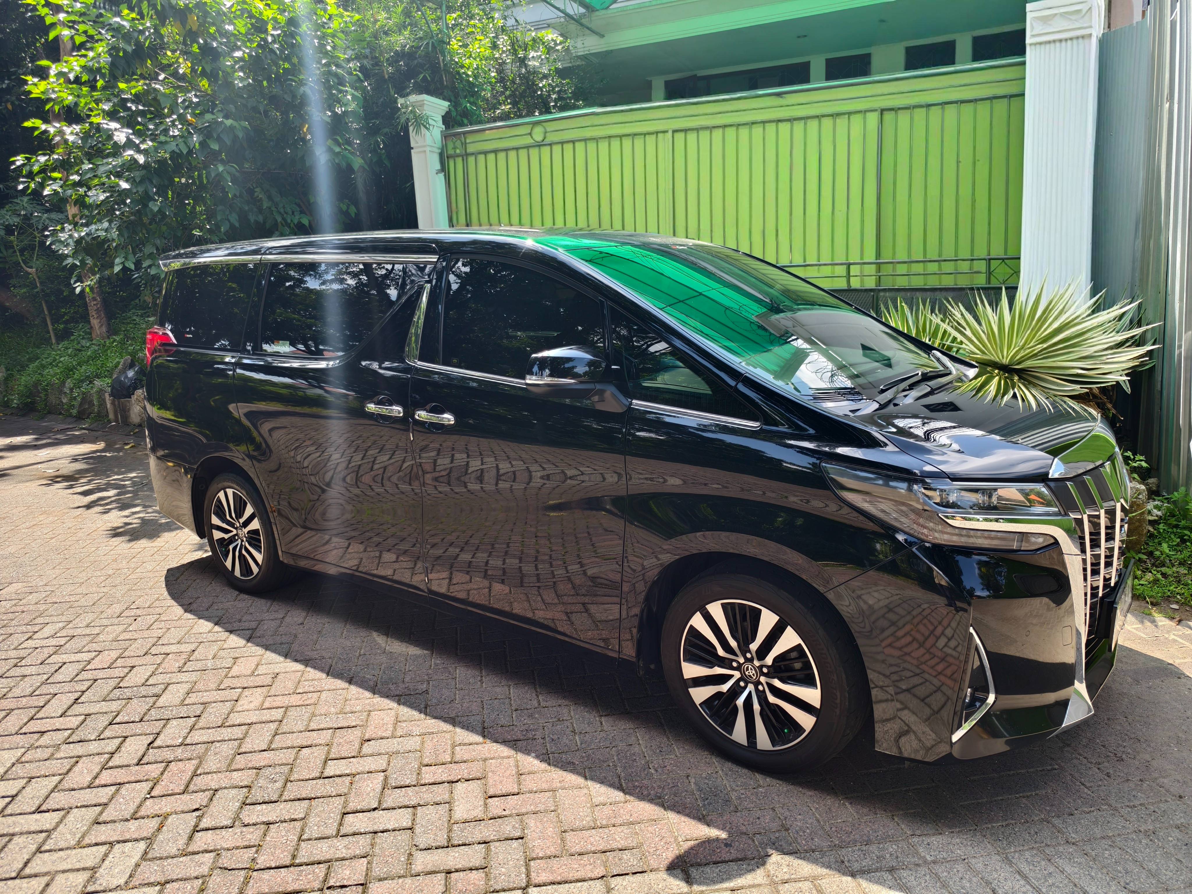 2019 Toyota Alphard  2.5 G A/T 2019 Toyota Alphard  2.5 G A/T