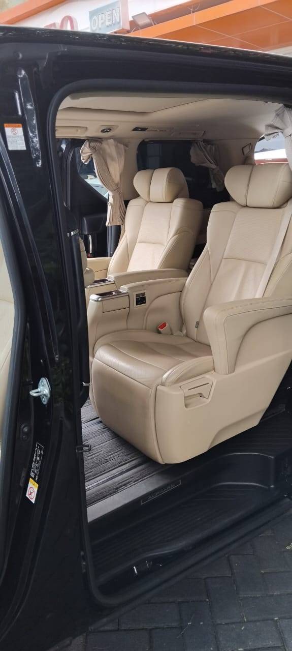 2019 Toyota Alphard  2.5 G A/T 2019 Toyota Alphard  2.5 G A/T