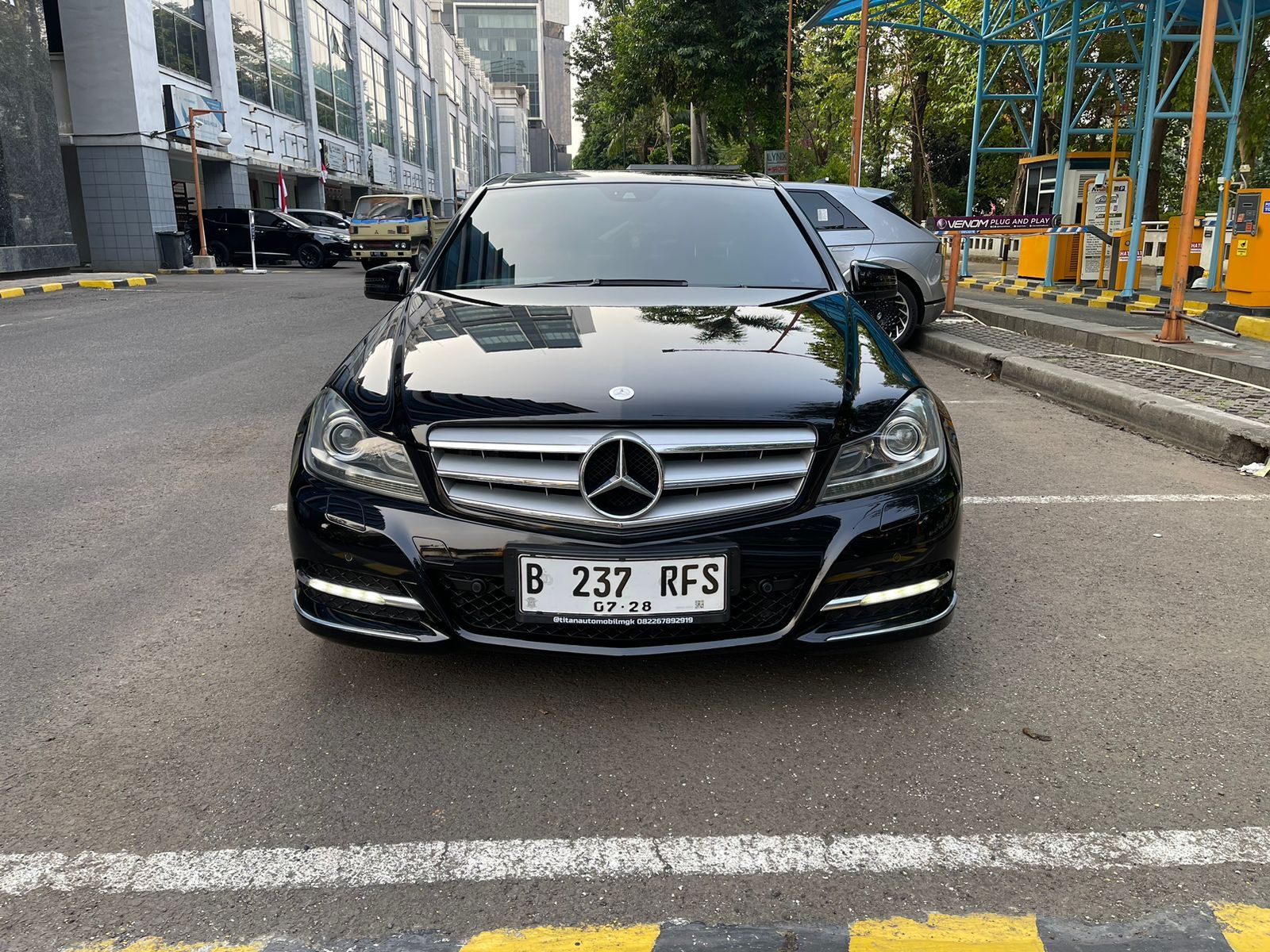 Second Hand 2012 Mercedes Benz C-Class Estate Second Hand 2012 Mercedes Benz C-Class Estate