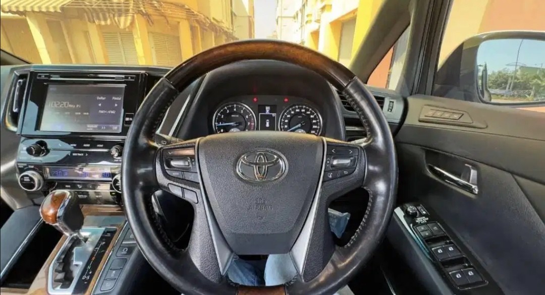 2017 Toyota Alphard 2017 Toyota Alphard