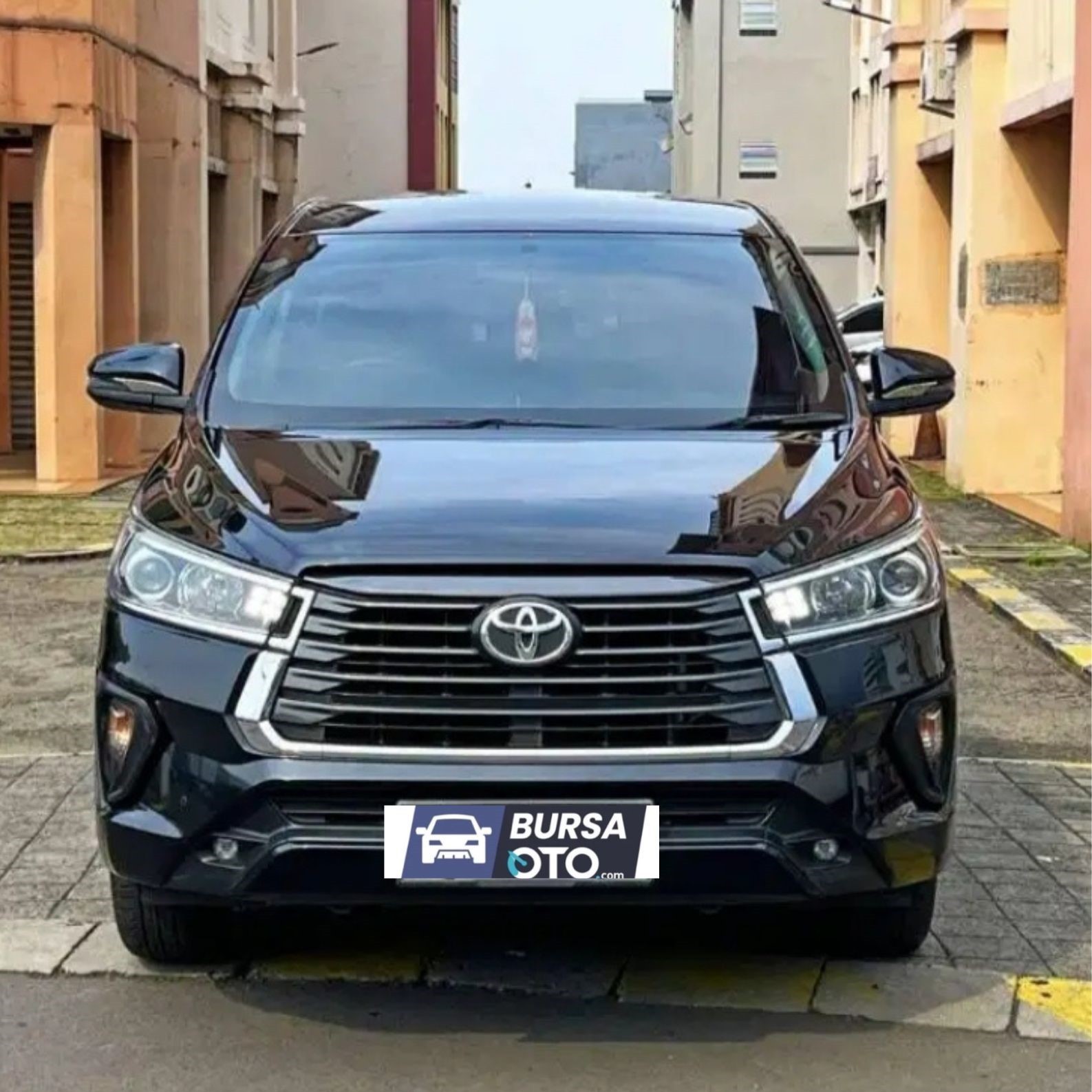 Second Hand 2021 Toyota Innova Second Hand 2021 Toyota Innova
