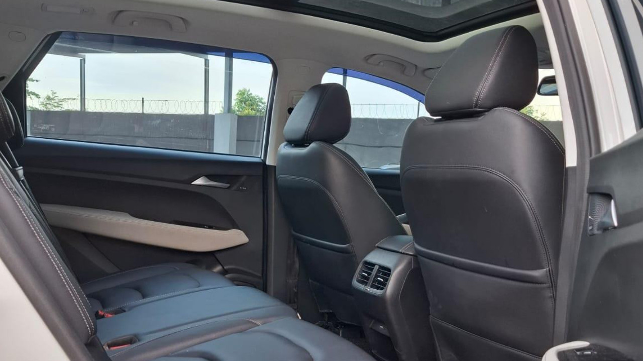 2021 Wuling Almaz RS 1.5L EX 7 Seater 2021 Wuling Almaz RS 1.5L EX 7 Seater