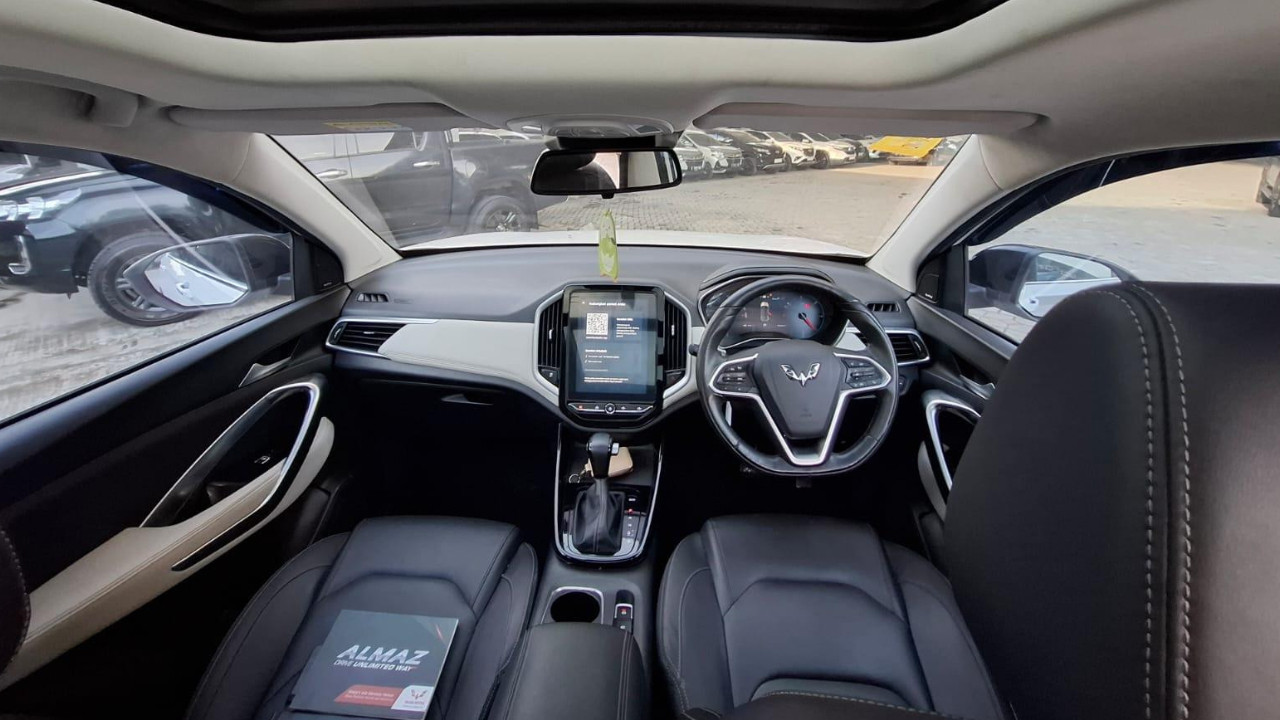 2021 Wuling Almaz RS 1.5L EX 7 Seater 2021 Wuling Almaz RS 1.5L EX 7 Seater