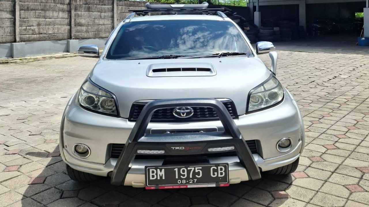 Second Hand 2013 Toyota Rush S TRD 1.5L AT Second Hand 2013 Toyota Rush S TRD 1.5L AT