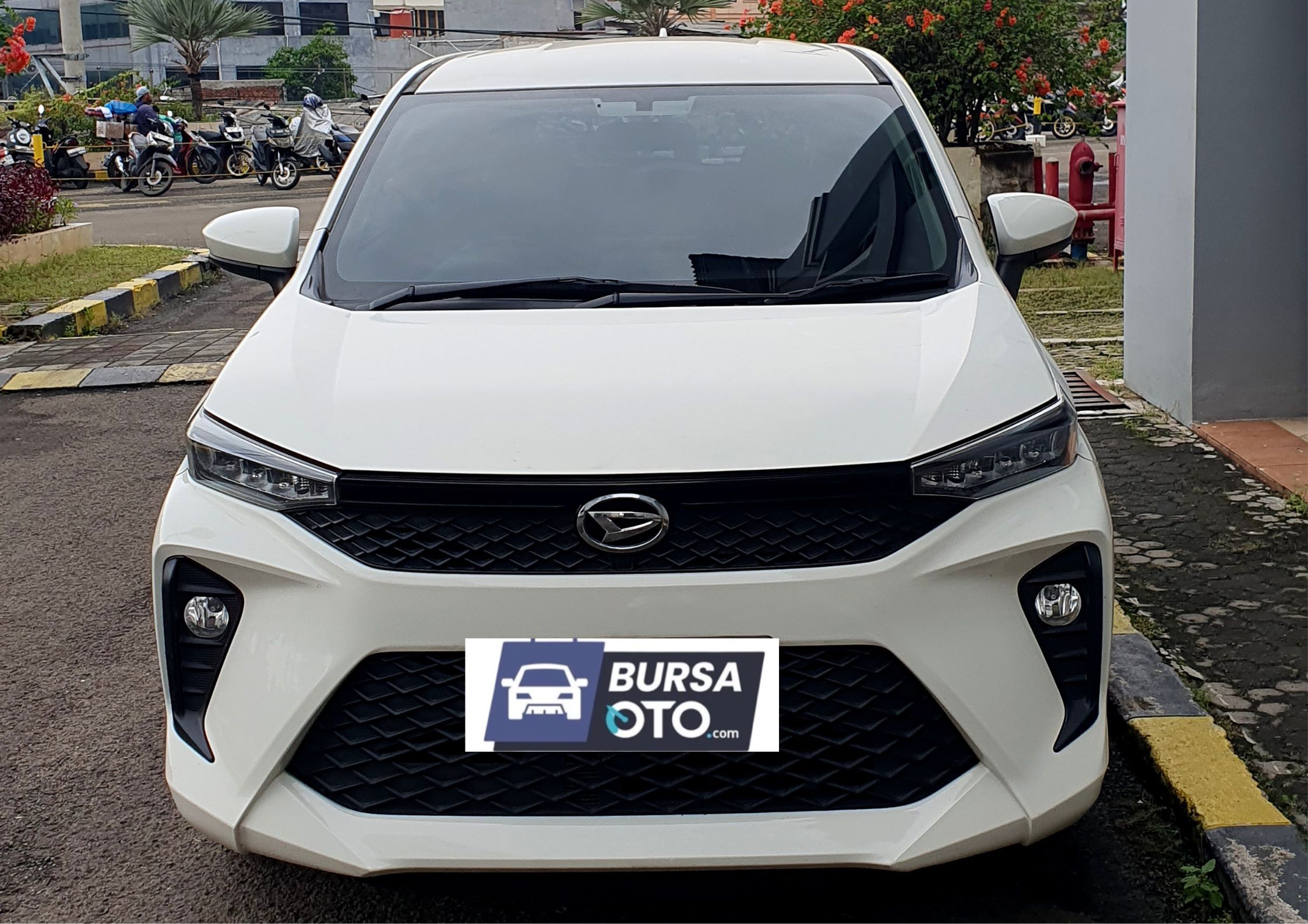 2022 Daihatsu Xenia Bekas 2022 Daihatsu Xenia Bekas