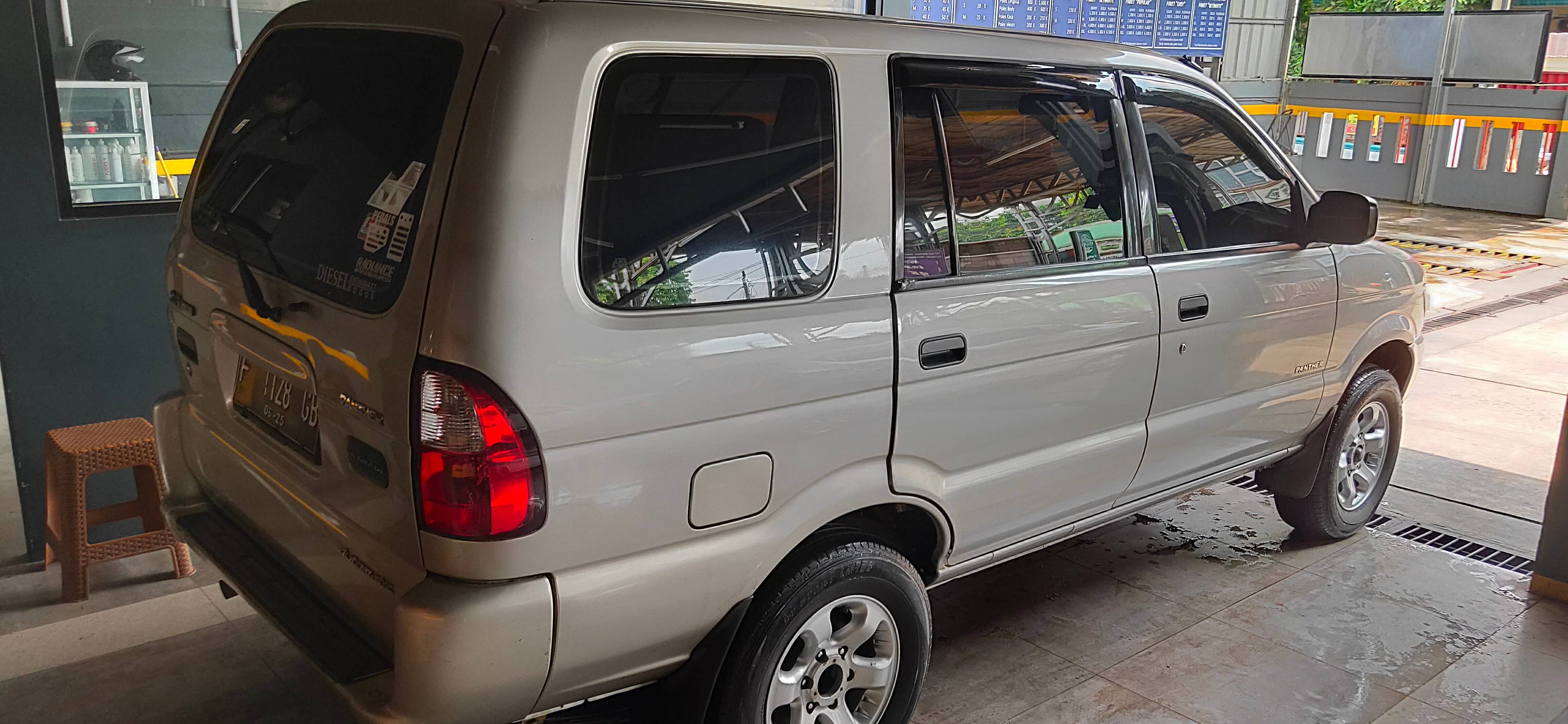 2004 Isuzu Panther LS Turbo 2.5L AT 2004 Isuzu Panther LS Turbo 2.5L AT