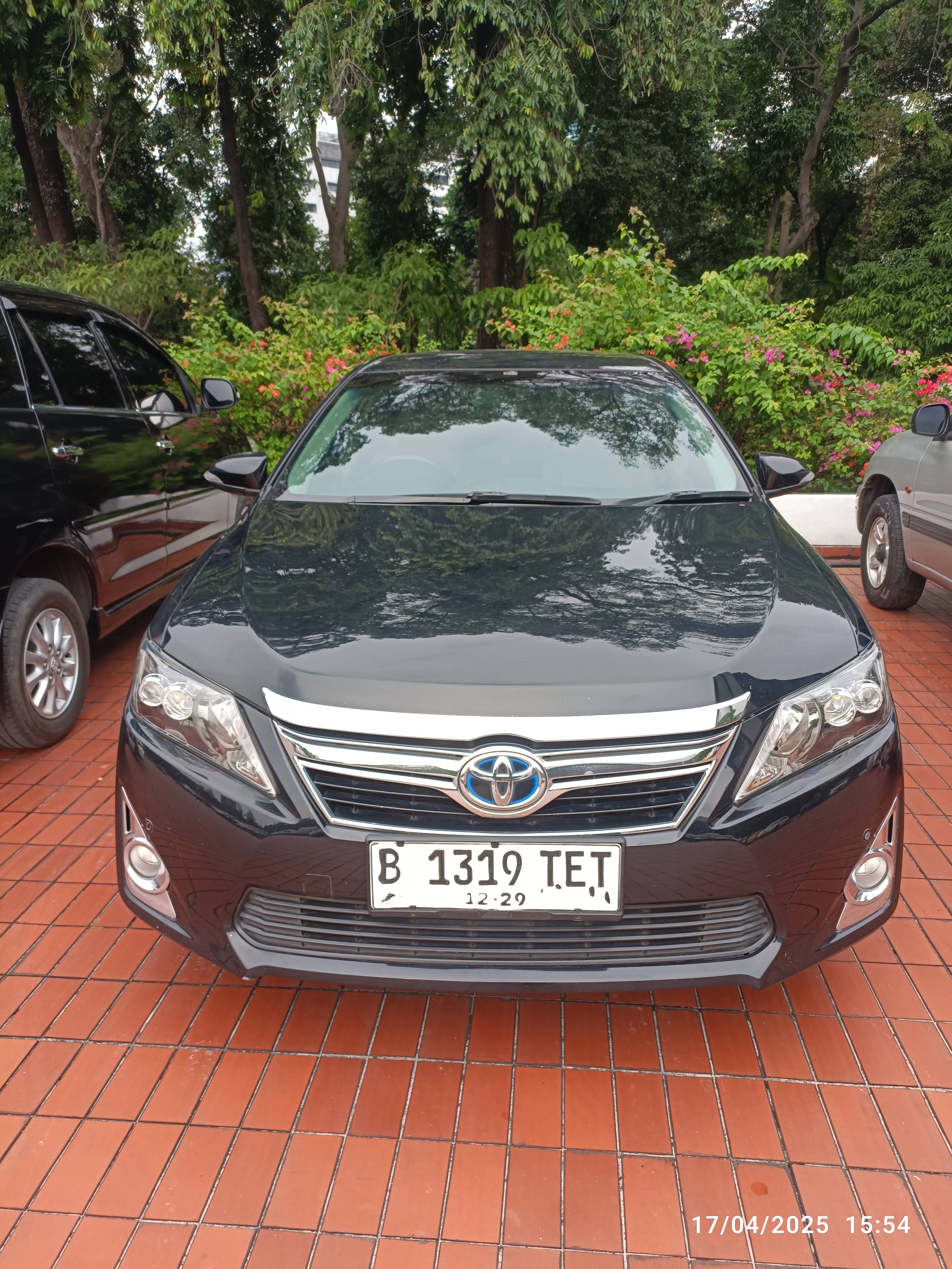 2014 Toyota Camry Hybrid 2.5 HV Bekas 2014 Toyota Camry Hybrid 2.5 HV Bekas