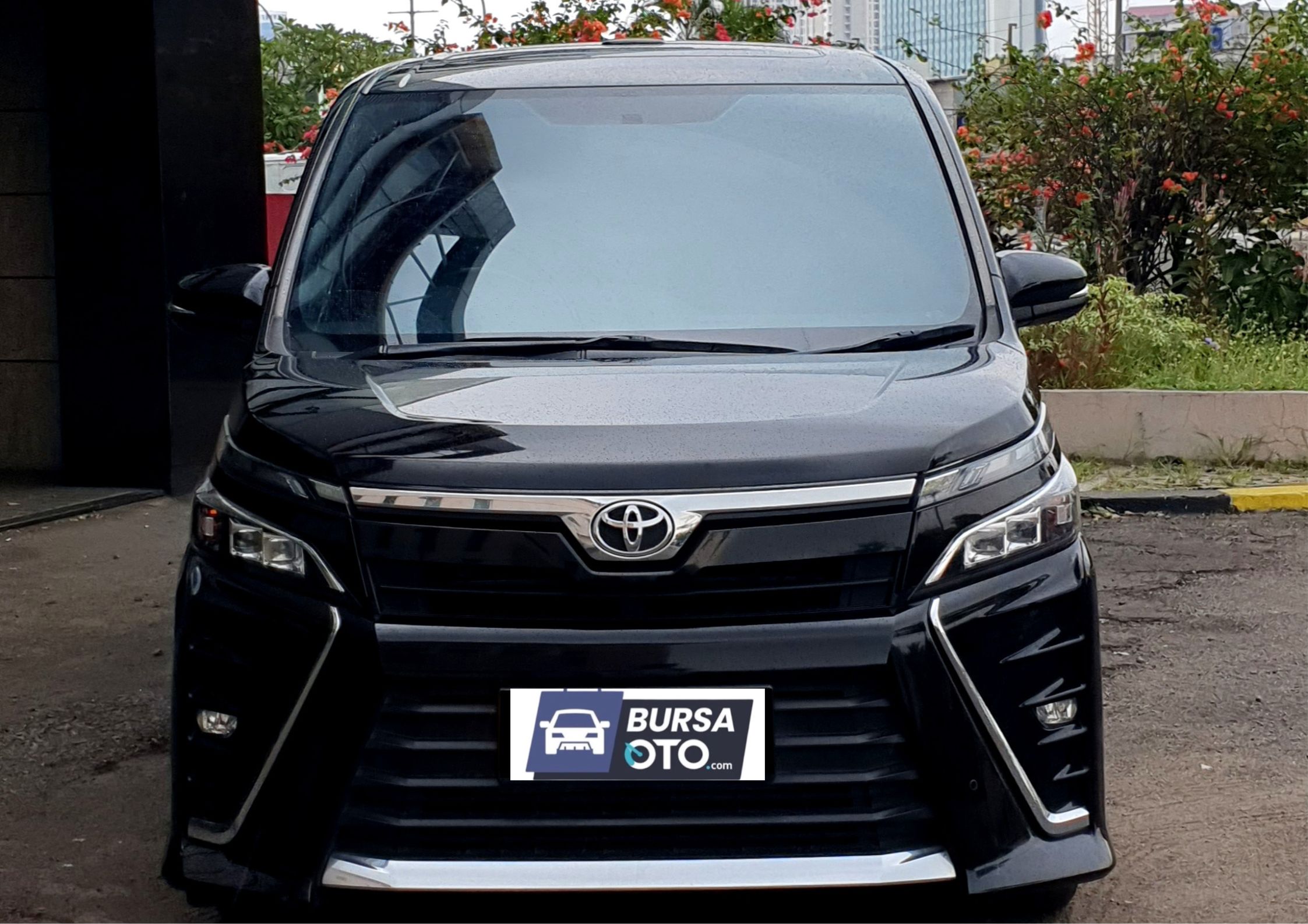 2020 Toyota Voxy Bekas 2020 Toyota Voxy Bekas