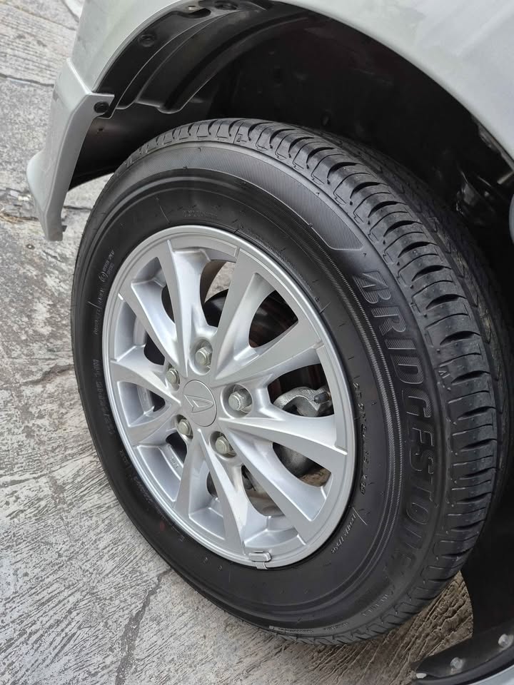 2024 Daihatsu Luxio 1.5 X M/T 2024 Daihatsu Luxio 1.5 X M/T