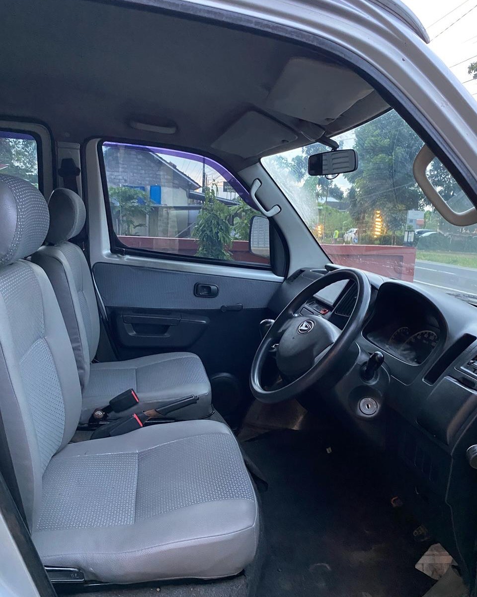 2013 Daihatsu Gran Max MB Minibus 1.3L D Blind Van MT 2013 Daihatsu Gran Max MB Minibus 1.3L D Blind Van MT