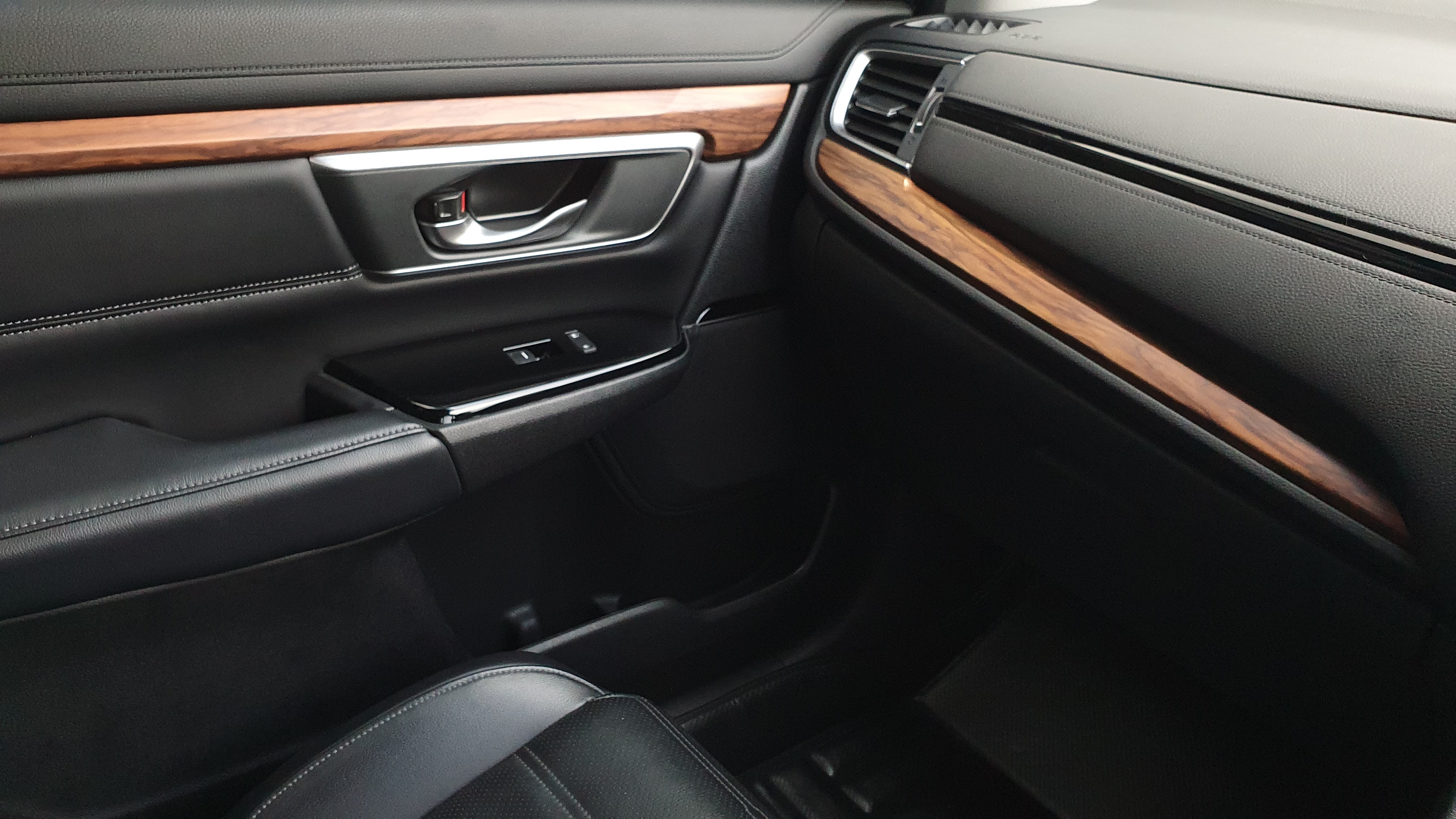 2021 Honda CR-V  1.5L Turbo Prestige Sensing 2021 Honda CR-V  1.5L Turbo Prestige Sensing