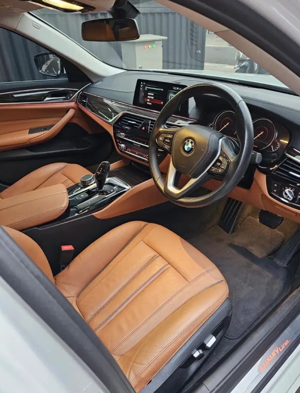 2018 BMW 5 Series Sedan  520i Luxury 2018 BMW 5 Series Sedan  520i Luxury