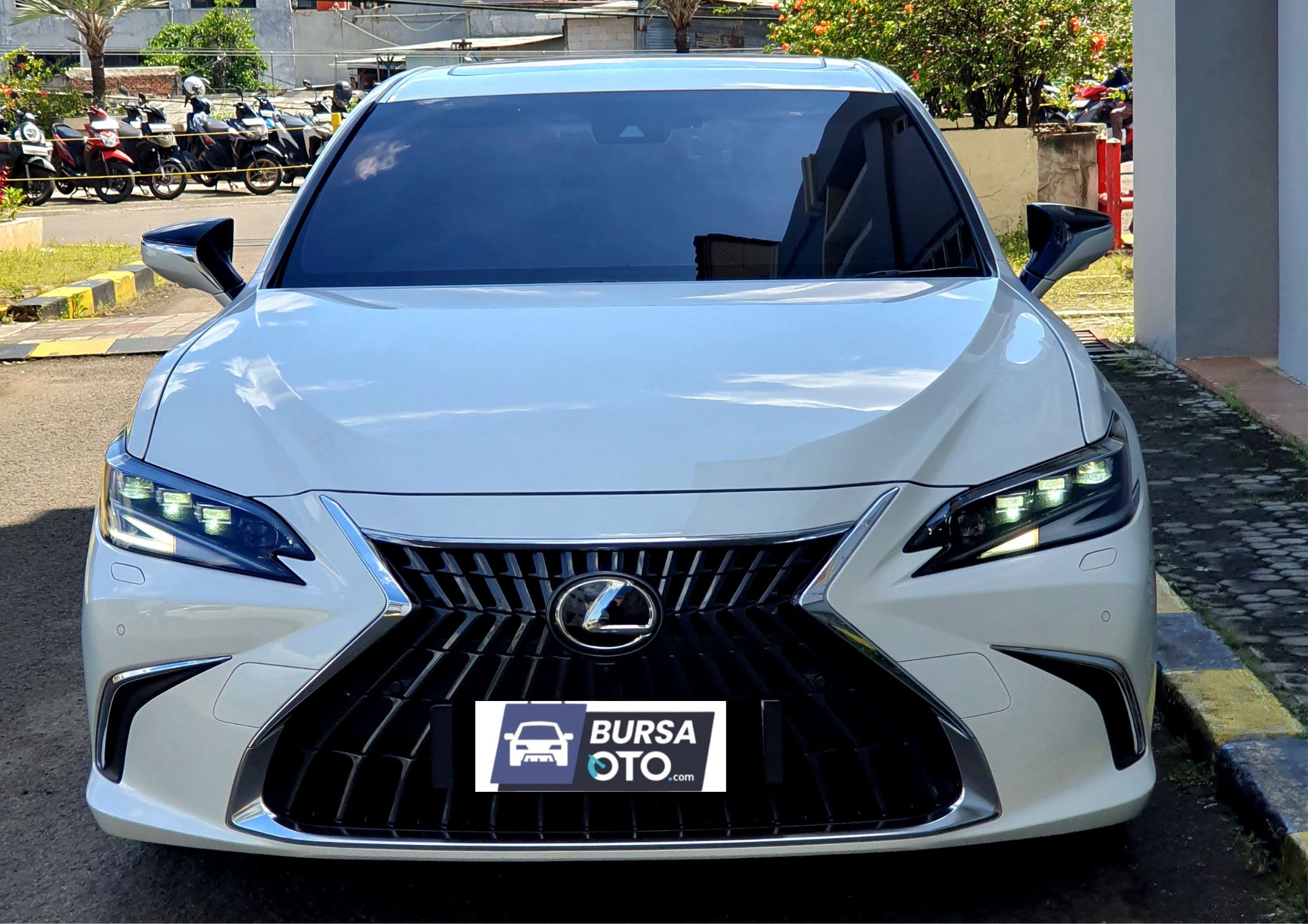 Second Hand 2023 Lexus ES Second Hand 2023 Lexus ES