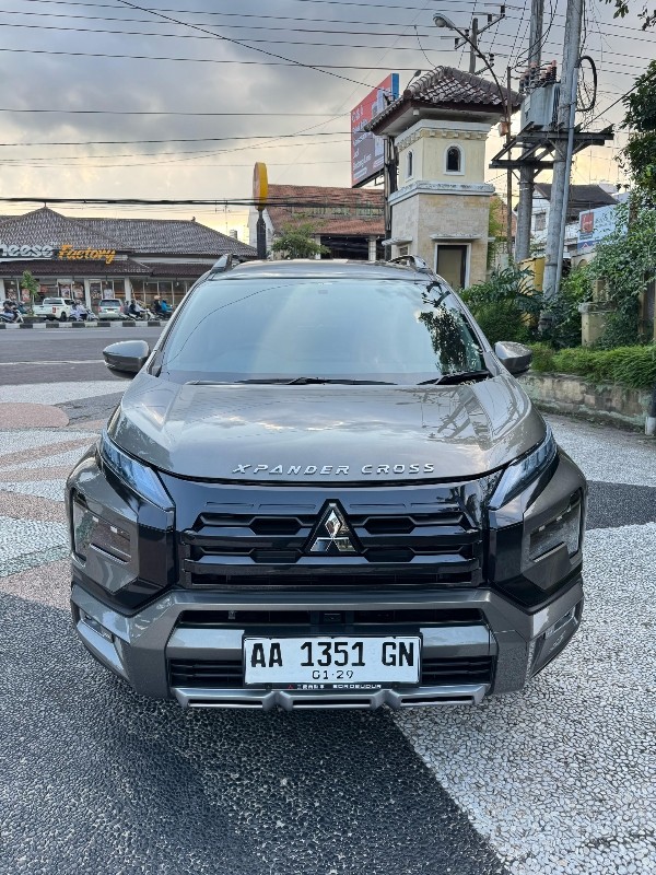 2023 Mitsubishi Xpander Cross  Premium Package CVT